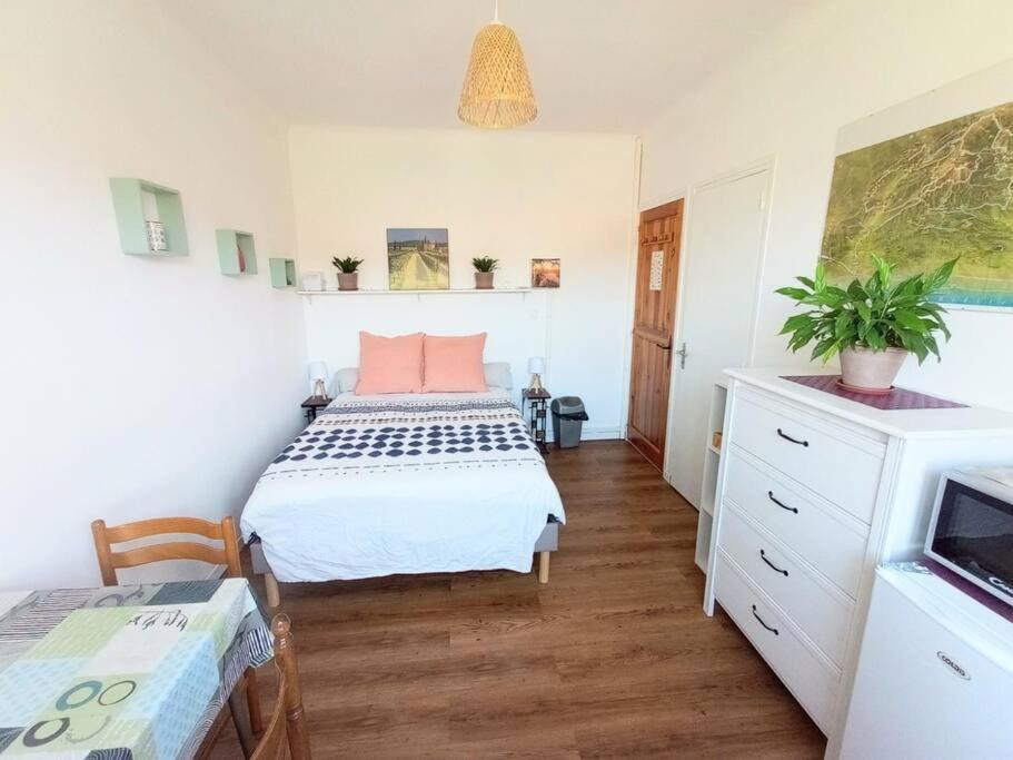 Comme Un Petit - Totalement Independant - Entree Autonome Prades (Pyrenees-Orientales)